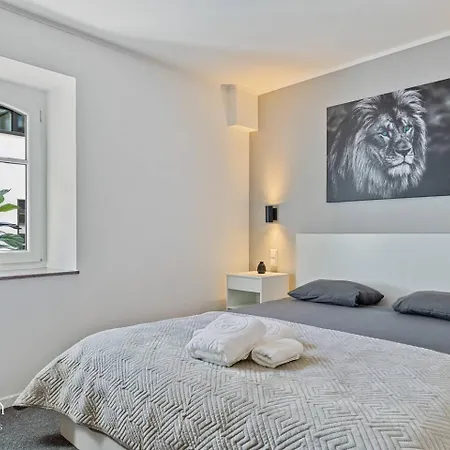 Hotel Stay Properties * Luxemburgo